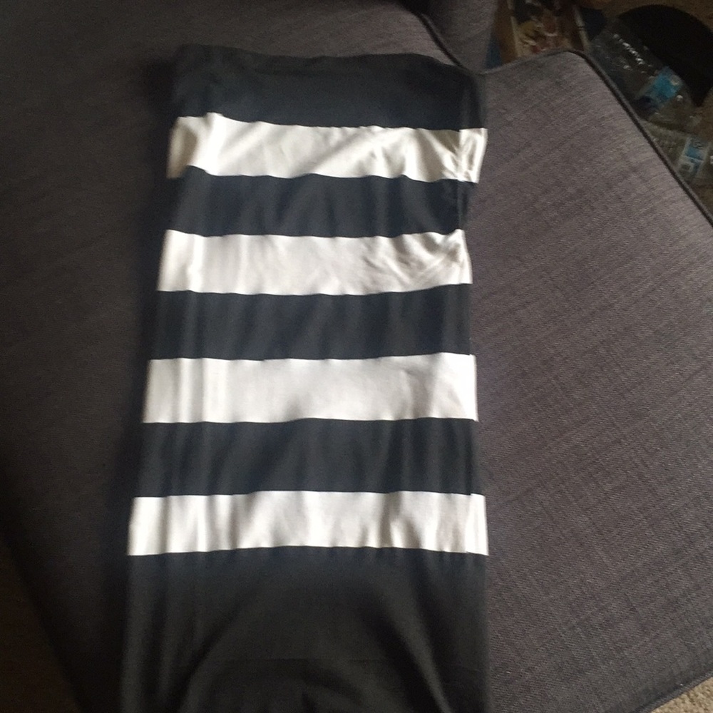 White and black striped tube dress